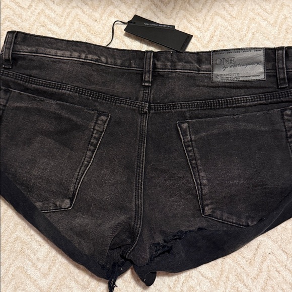 Brand new One teaspoon denim shorts - Picture 4 of 4